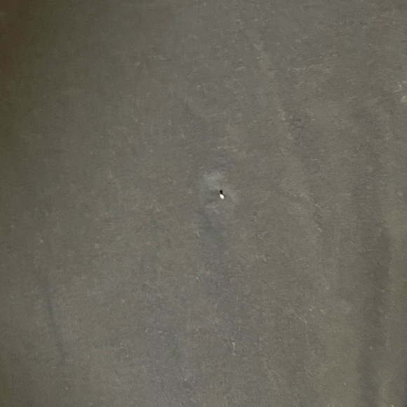 Vuori long sleeve feather light tee shirt SOLD!! - Picture 4 of 8